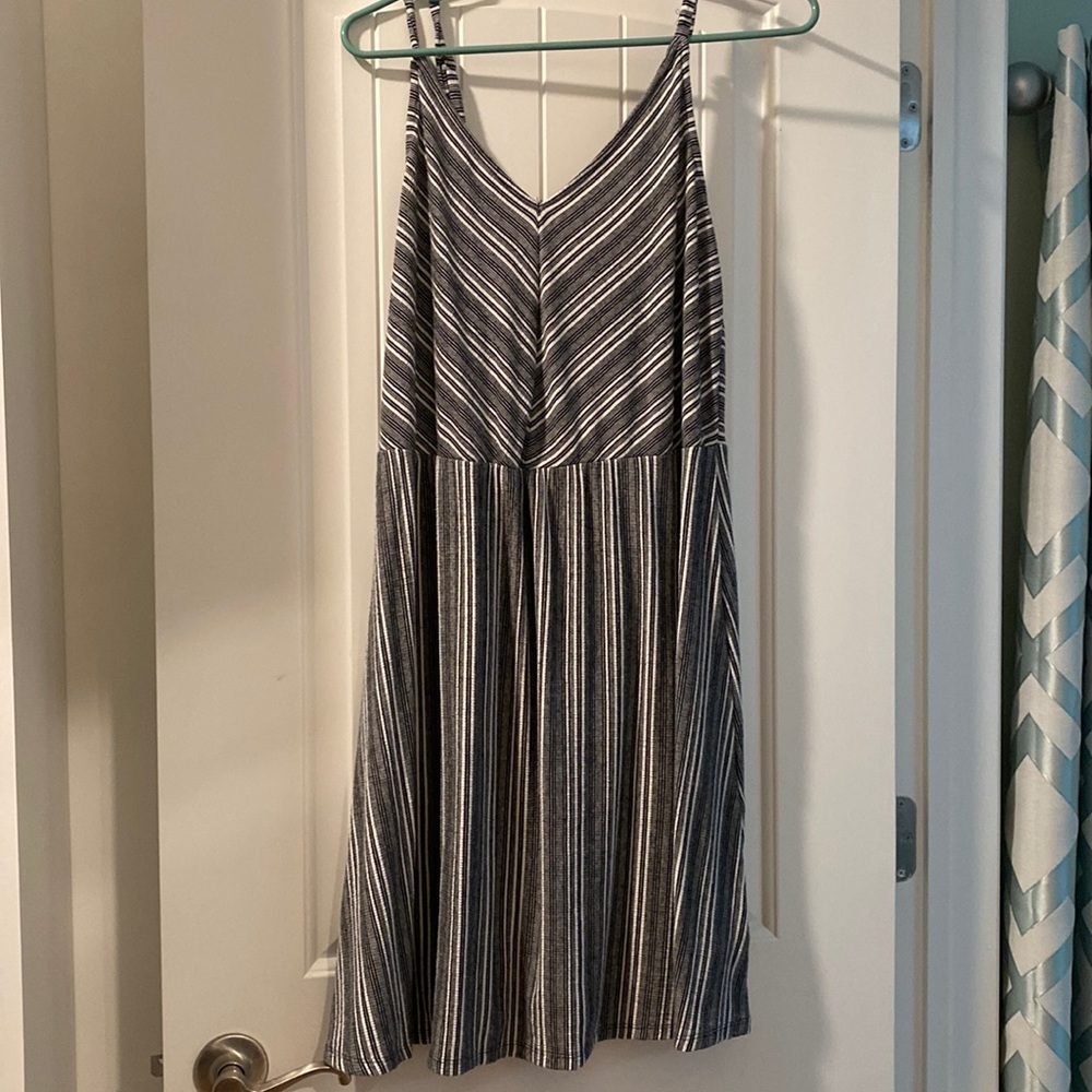 Black and white knee length dress adjustable straps